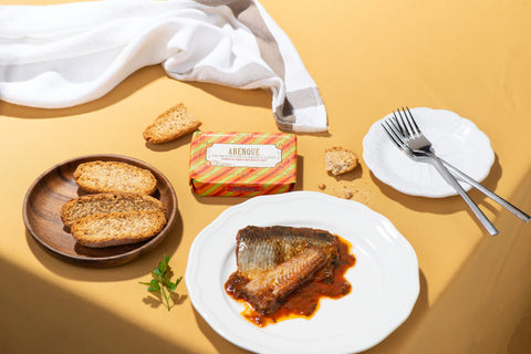 Herring in Tomato and Parsley Sauce