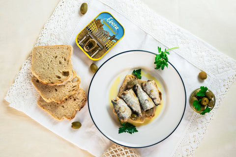 Sardine in Olive Oil with Stuffed Olives | Évora
