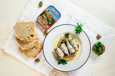 Sardine in Olive Oil with Stuffed Olives | Sintra