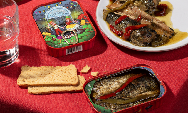 Grilled Sardines with Sweet Peppers – The Fantastic World of The