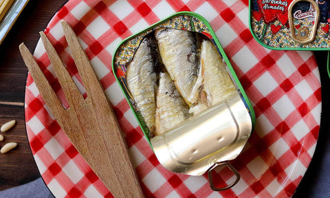 Sardines with Lemon - The Fantastic World of The Portuguese Sardine